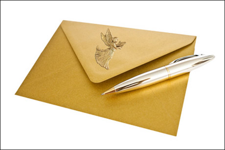 Goldener Weihnachtsbrief mit Kugelschreiber